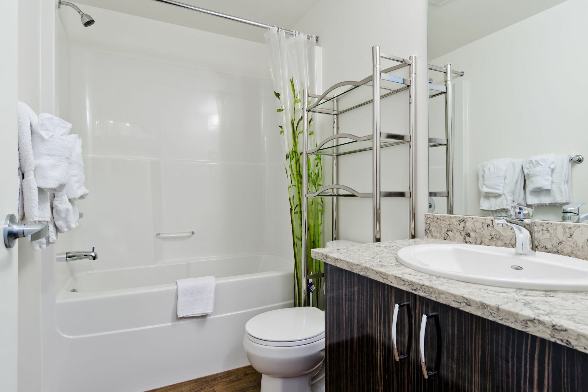 Suite Digs N3 Calgary Exterior photo
